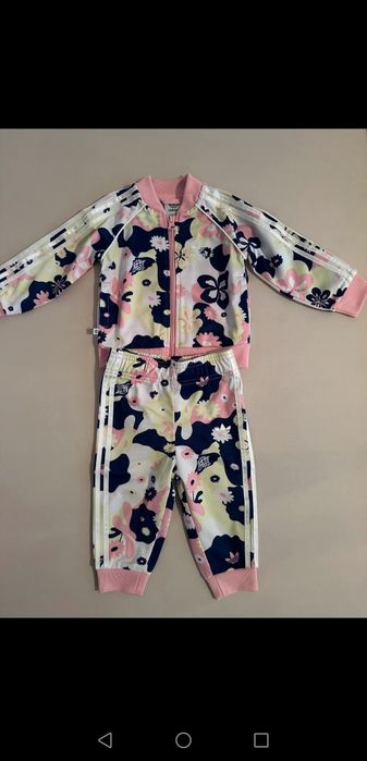 Trening original Adidas.