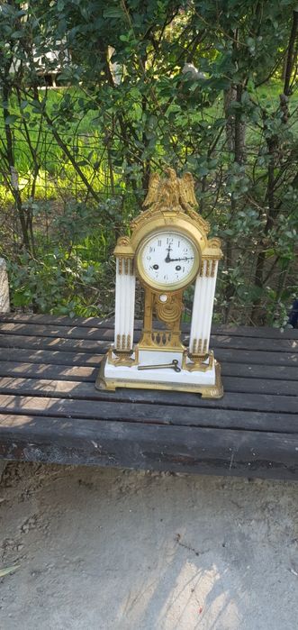 Impresionant ceas de semineu frantuzesc marmura cu bronz doree antik