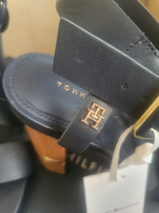Оригинални сандали Tommy Hilfiger