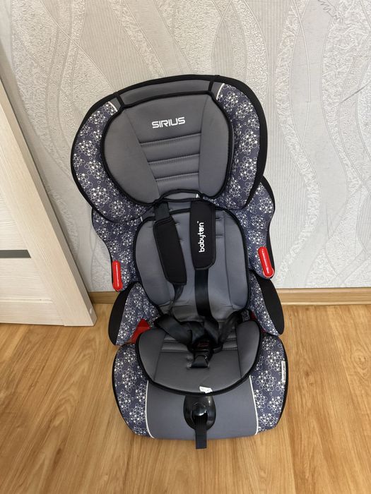 Продам автокресло детское