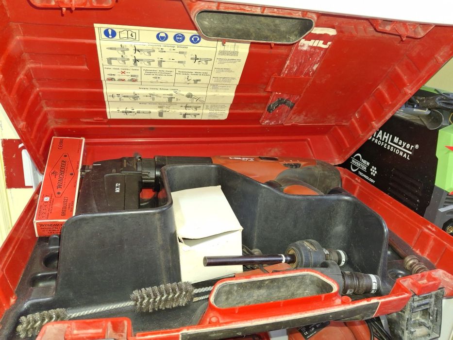 Монтажен пистолет Hilti DX 460