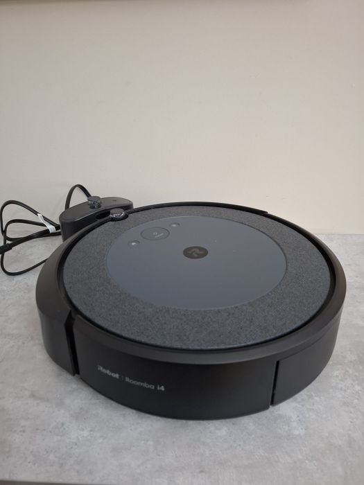 Робот пылесос Robot Roomba i4 привезён из США