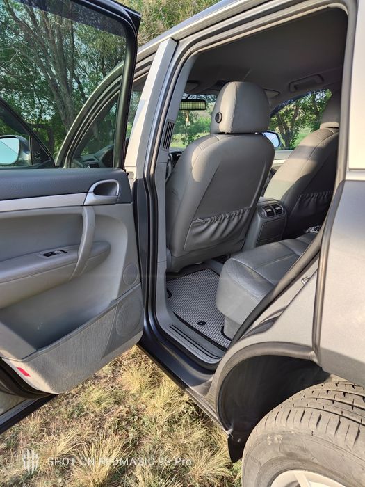 Продам Porsche Cayenne