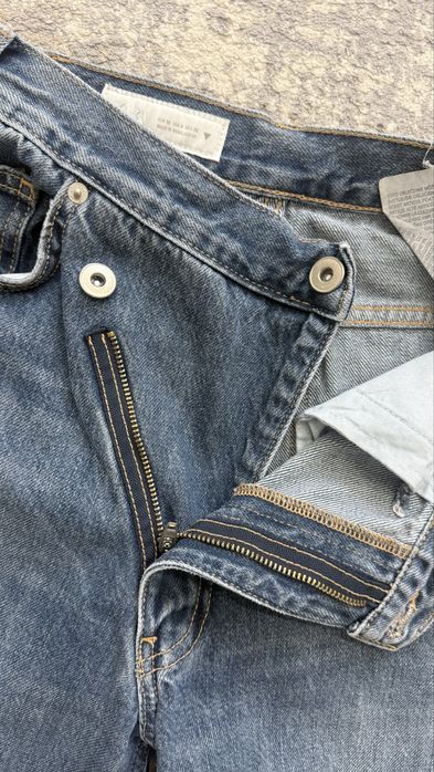 Джинсы Zara, Stradivarius