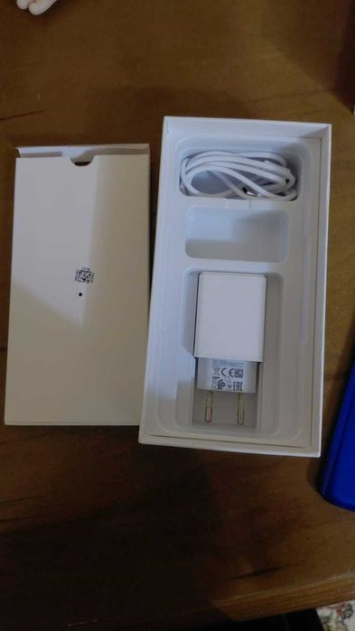 телефон Oppo A9 в нормальном состоянии