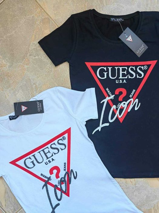 Нова тениска на ''GUESS''