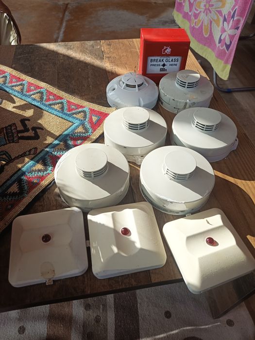 Пожарни датчици.Камери