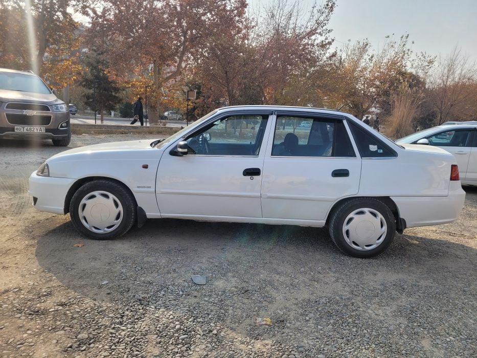 Bólishi 3100$ srochni Nexia2 1.6sotiladi pul kerak