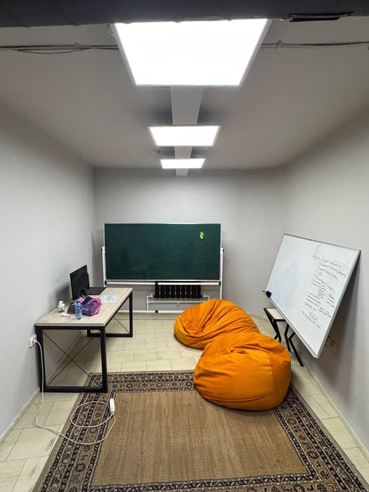 Сдается офис 60 м² в центре, метро Космонавтов, "Жемчуг"