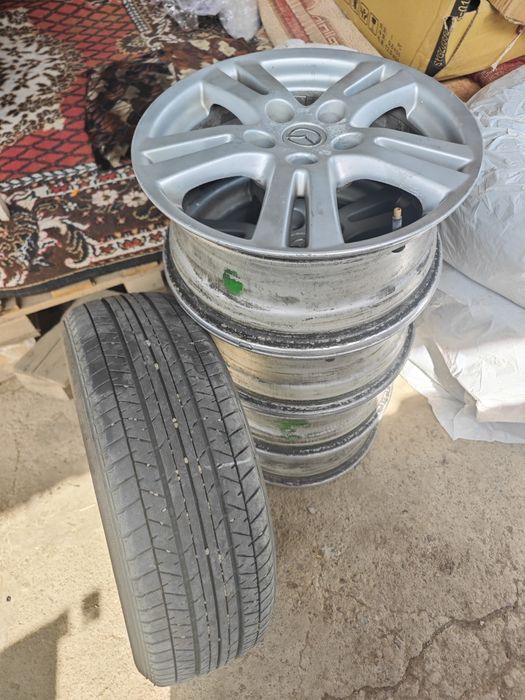 Продам шины вместе с диском