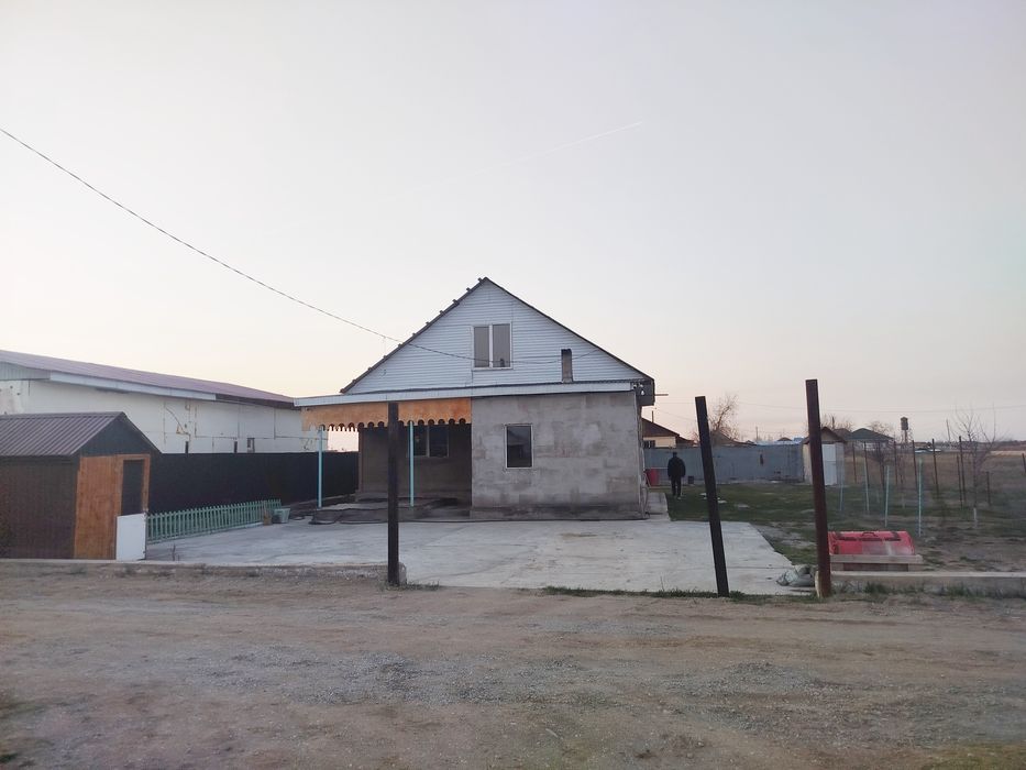 Үй сатылады тез арада