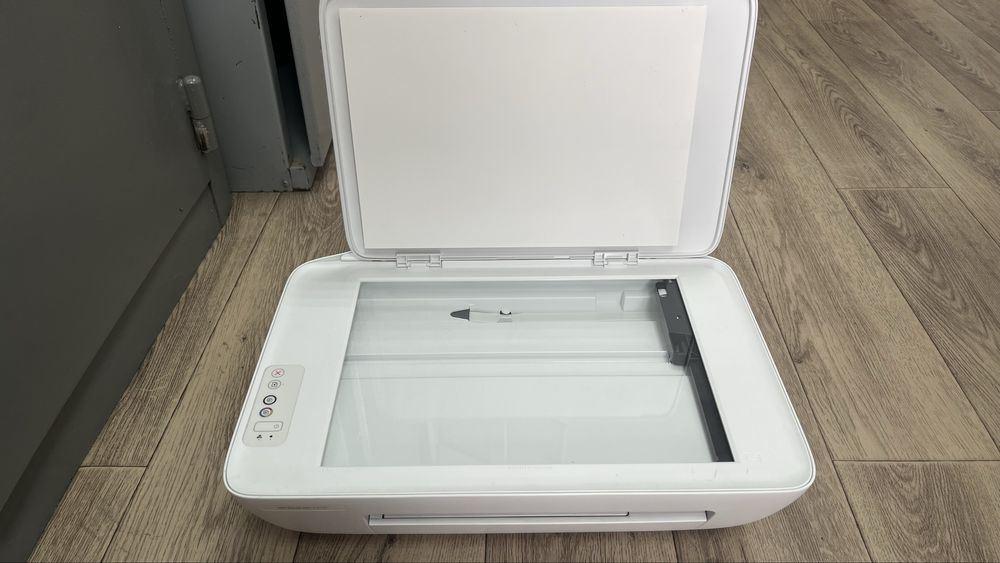 Продам Принтер 3v1 HP с ксерокосом