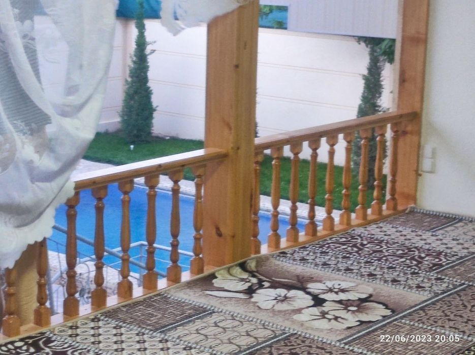 Oilaviy dacha. Oqtosh