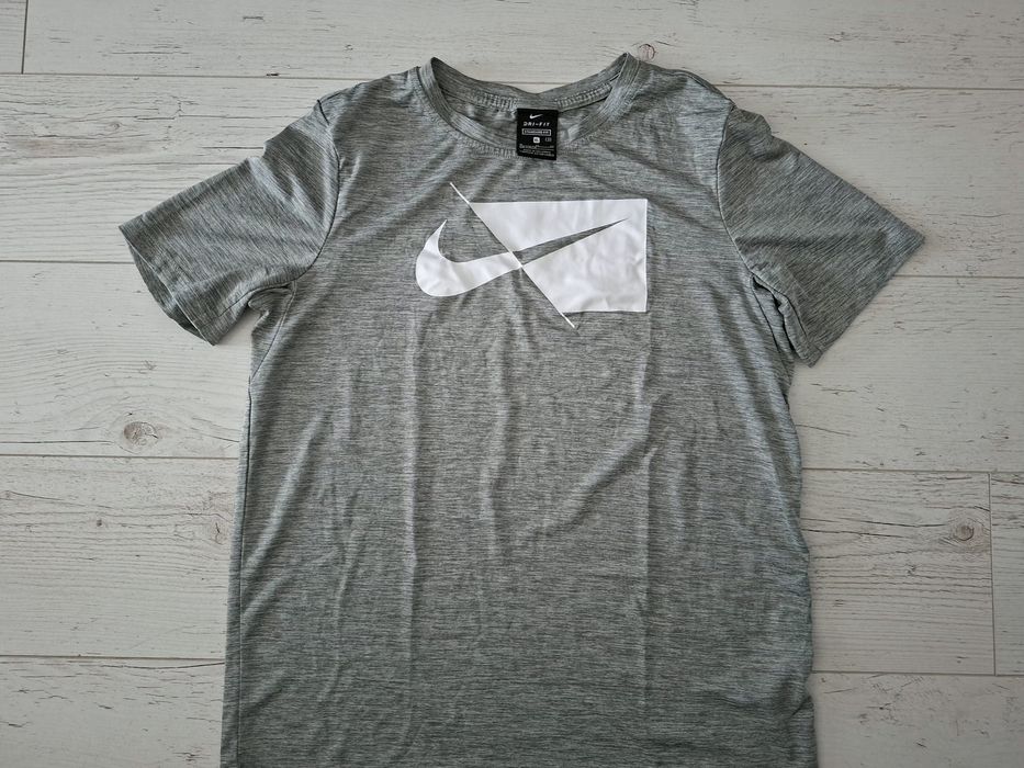 Nike Dry Fit-Ориг. Тениска