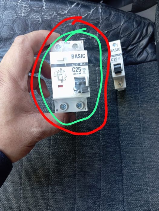 Услуги электрика частного