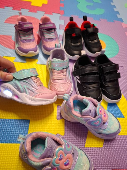 Vand adidasi copii marimea 21