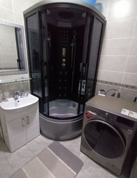 Yakkasaroy Oybek metrosi yaqinida maklersiz kvartira ijaraga beriladi