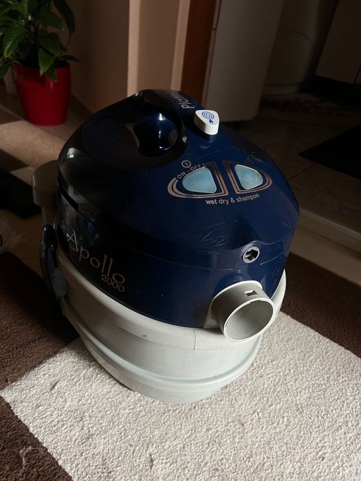 Aspirator ca nou ,are și funcție de spălat