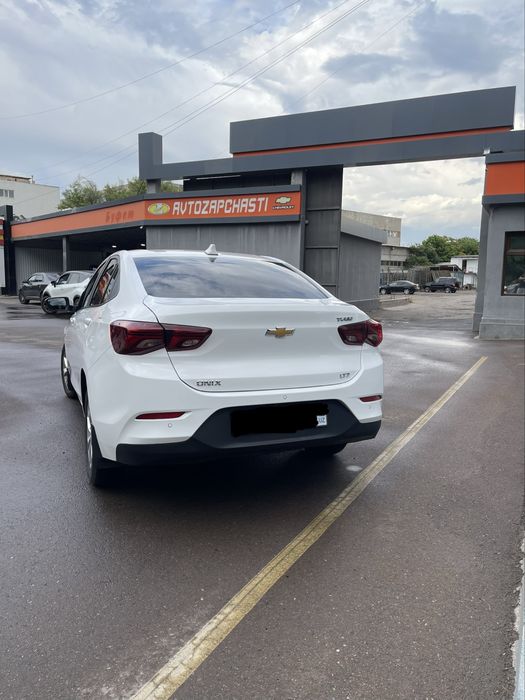 Chevrolet Onix LTZ TURBO AT