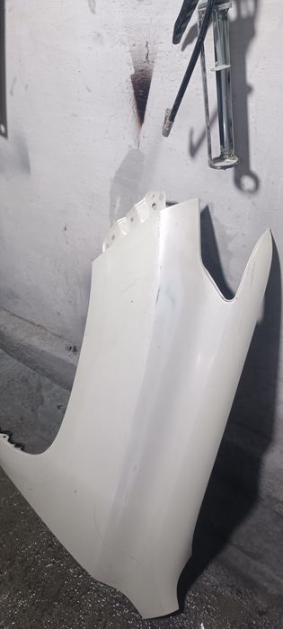 Продам Крыло на Land cruiser Prado