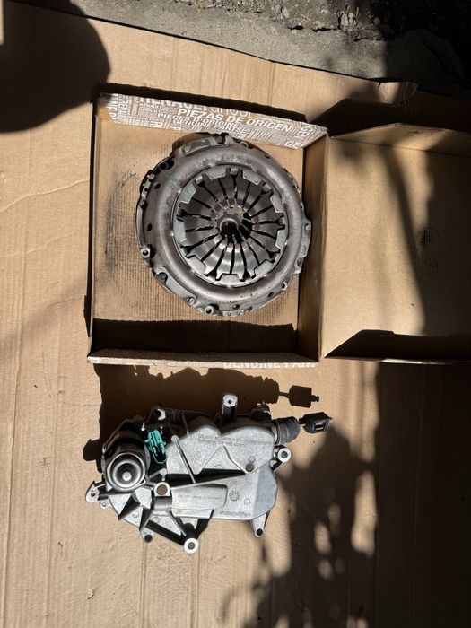 Vand piese cutie robotizata Dacia Logan 0,9 tce