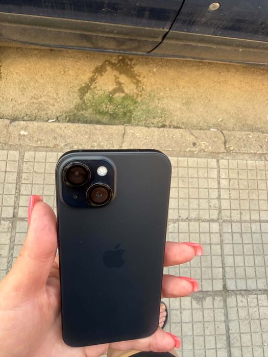 iPhone 15 128  много запазен