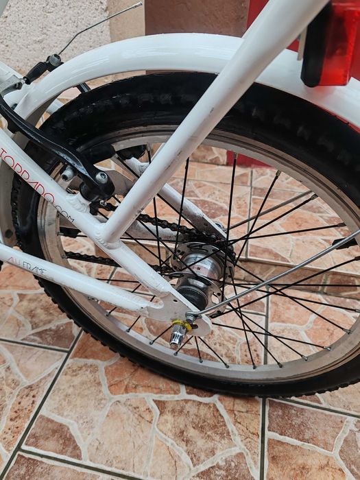 Bicicletă copii alba ,