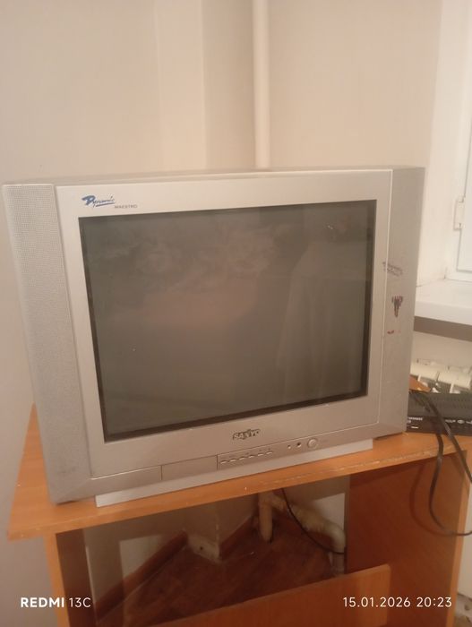 Телевизор продаётся срочно