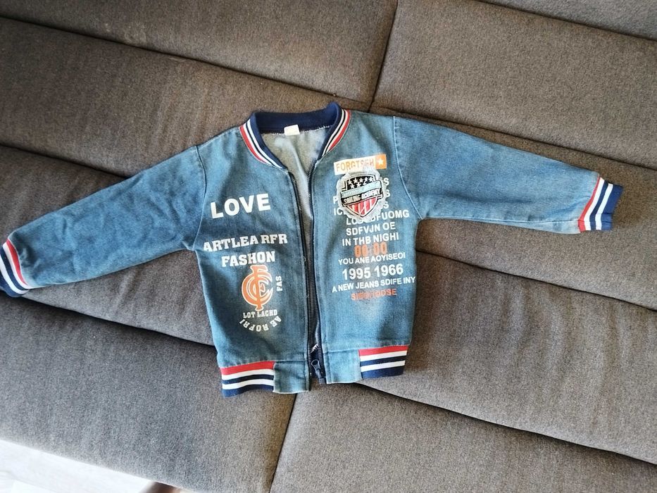 Продам детские вещи