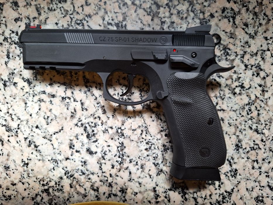 Pistol airsoft co2