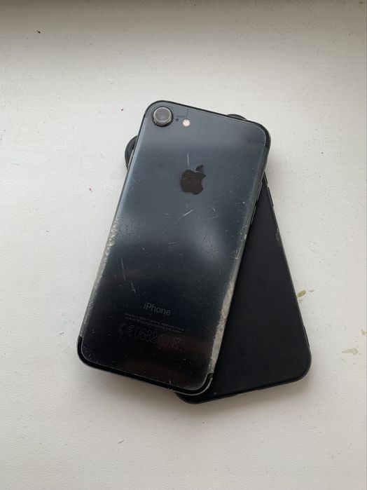 Айфон 7 (32) black