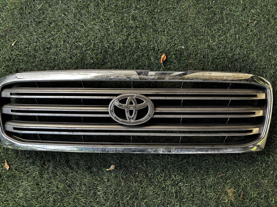 Land cruser 100 решотка, фары левые