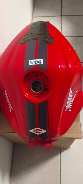 Резервоар Honda CBF 500