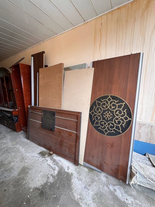 Продаётся комплект мебели