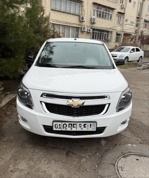 Chevrolet Cobalt Midnight 2024 новая 1500км