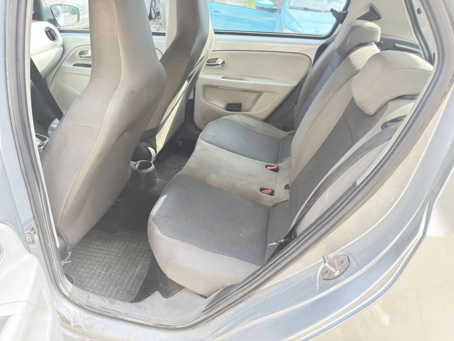 Volkswagen up 2015