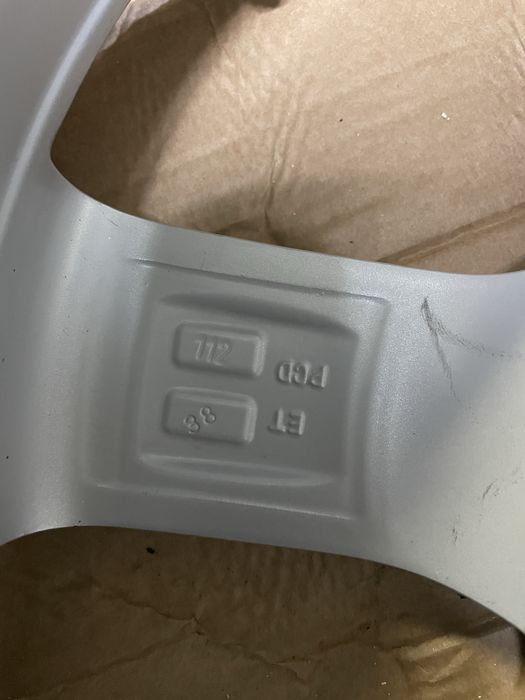 Jante aliaj R17 VW Passat B8 B9 T-Roc 215/55/17 Pirelli Iarna