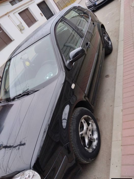 Vând golf 4 1.6 benzină
