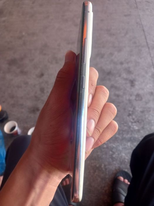Samsung galaxy A82