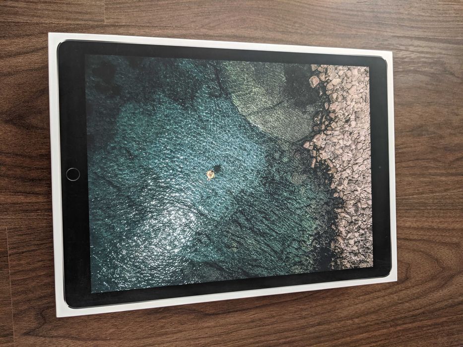 Cutii Laptop Apple MacBook Pro si iPad Pro