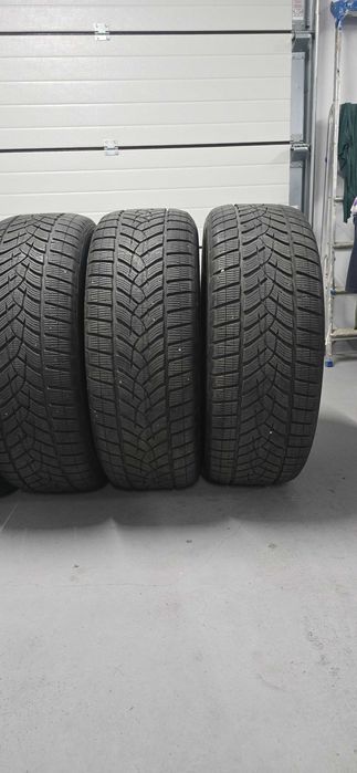 Set 4 anvelope iarna 255 55 r20 goodyear