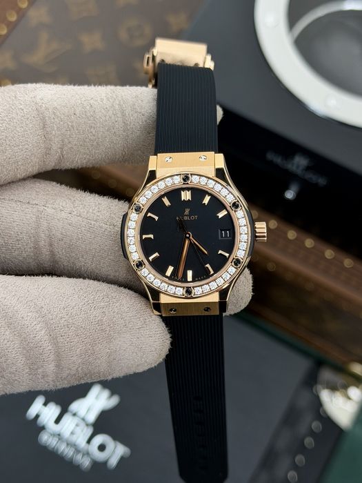 Hublot Classic Fusion Lady 33mm Gold Diamond
