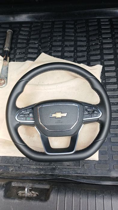 Оригинальный руль Chevrolet с мультирулём