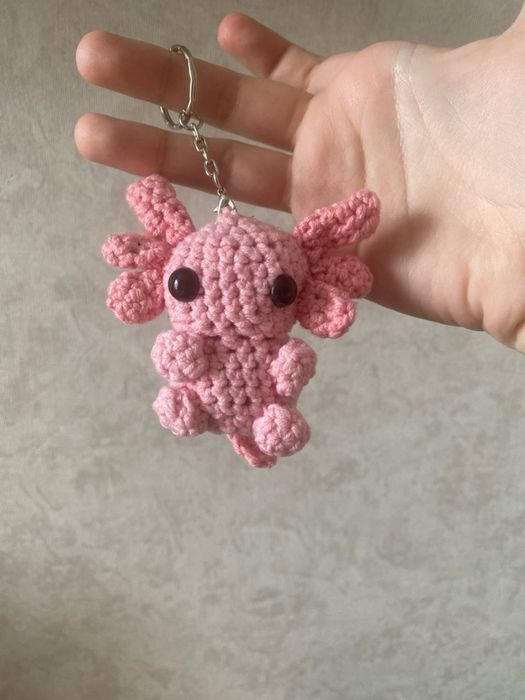 Вязанные игрушки, брелоки,