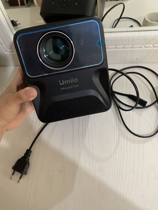 Проектор сатылады