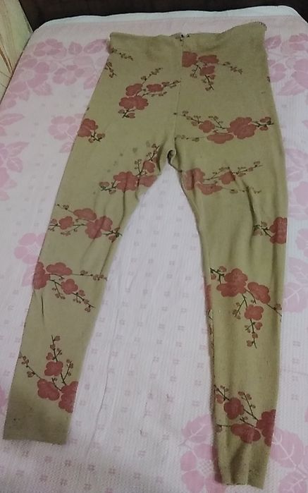 Костюм  ,юбка  ,  лосины  .