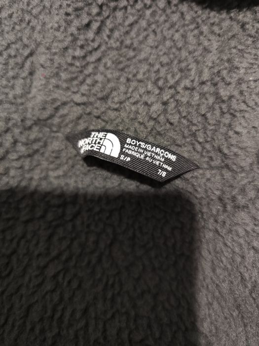 Geaca The North Face Dryvent marimea copii 7/8 ani