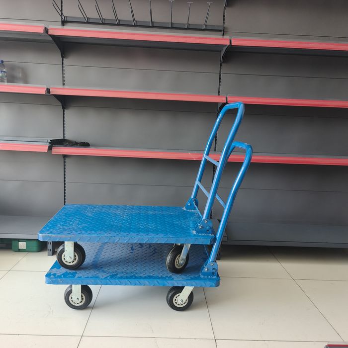 Arava,xar xil turdagi bor.