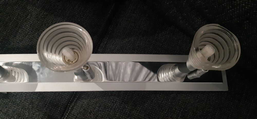 Линеен спот за таван