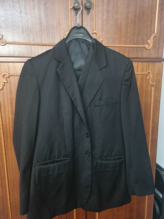 Costum barbatesc elegant, negru